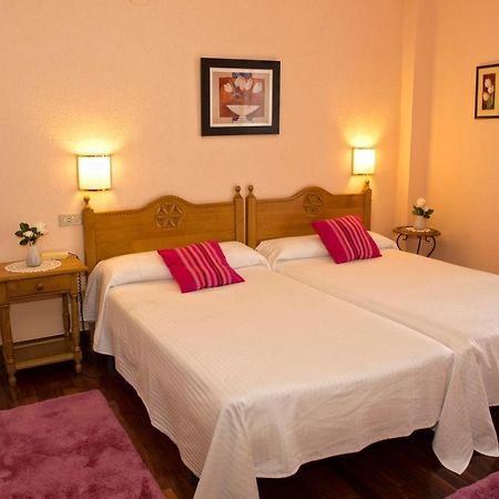 Hotel Txaraka Бермео Екстер'єр фото