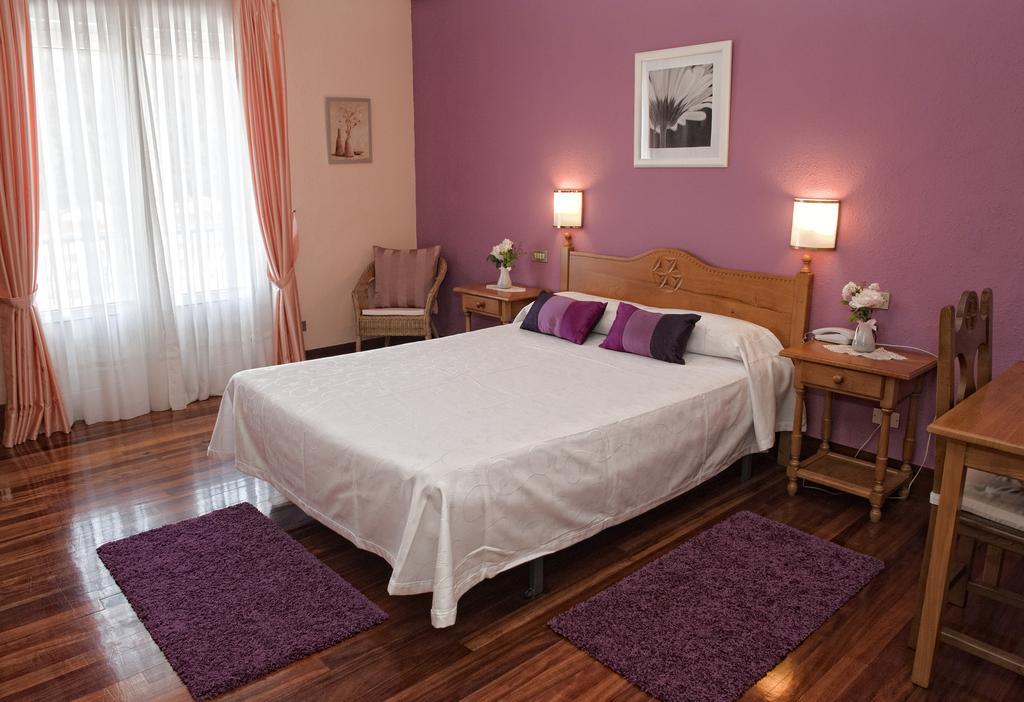 Hotel Txaraka Бермео Екстер'єр фото